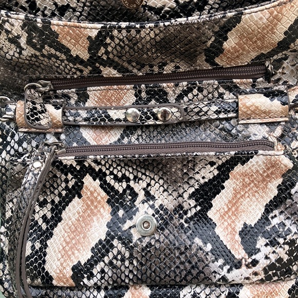 Nine West small python print mini bag - Picture 7 of 10